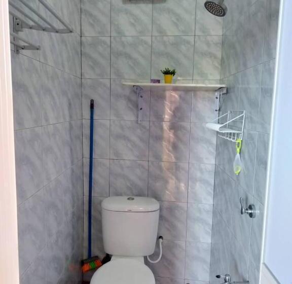 Номер Стандарт Трехместный, Rumah Hentian Ayah