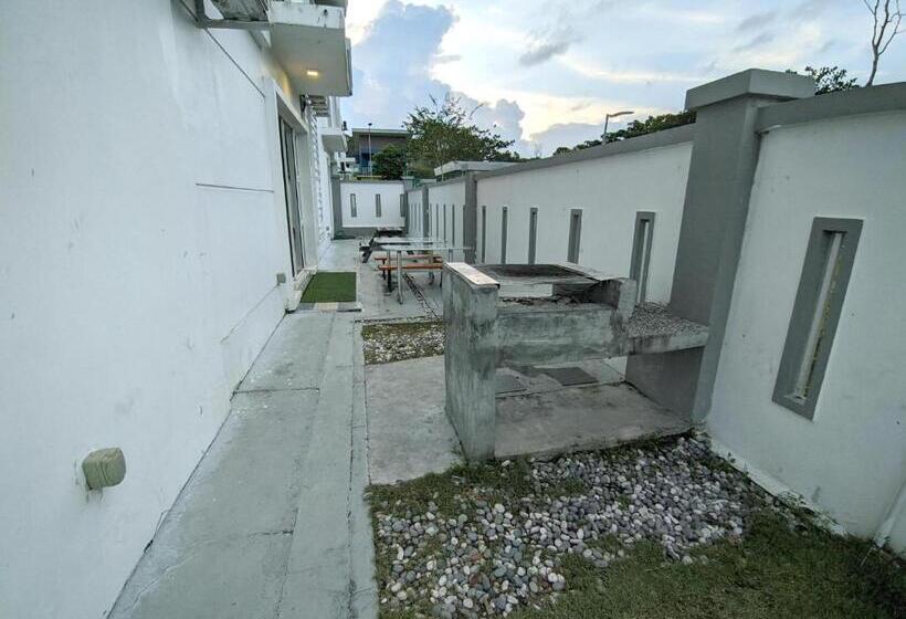 Дом 1 Спальня, Lux Villa 6rm 12 To 22 Pax Wifi Netflix Bbq Steamboat Games Beach Water Park