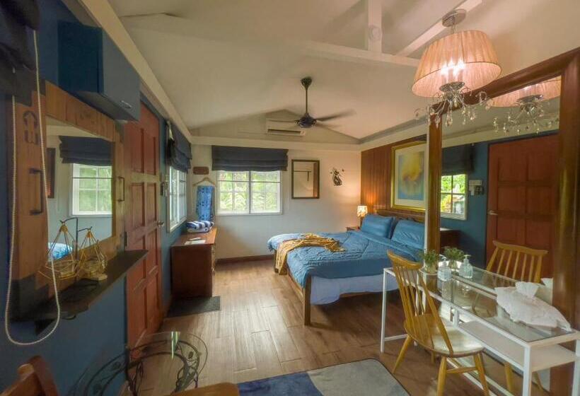 Номер Deluxe, Sinurambi Bed & Breakfast   Mills Residence