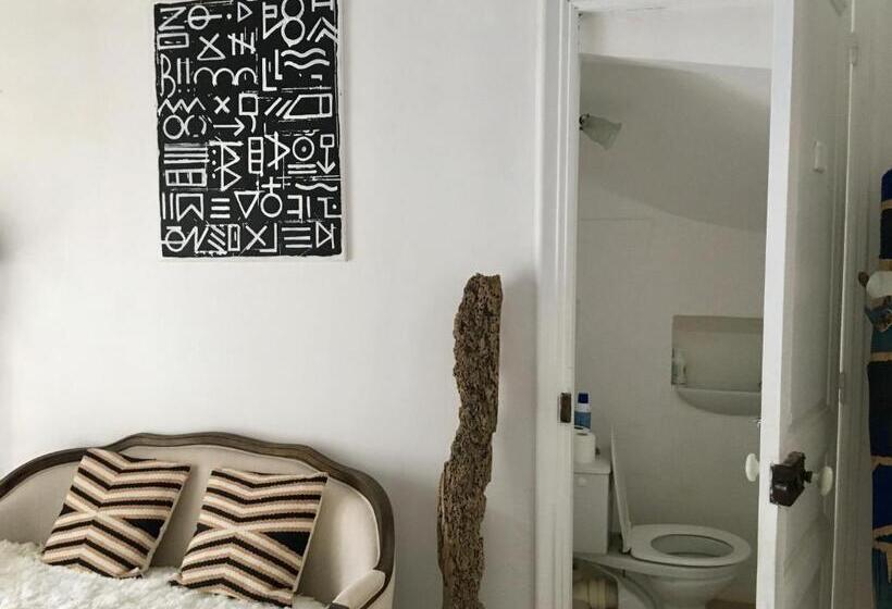 Апартаменты 1 Спальня с Террасой, La Casa Deva   Maison D Artistes