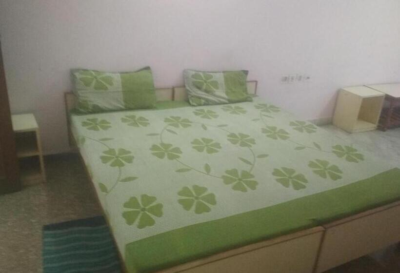 スタンダードルーム, Jwala Niketan Eco Homestay
