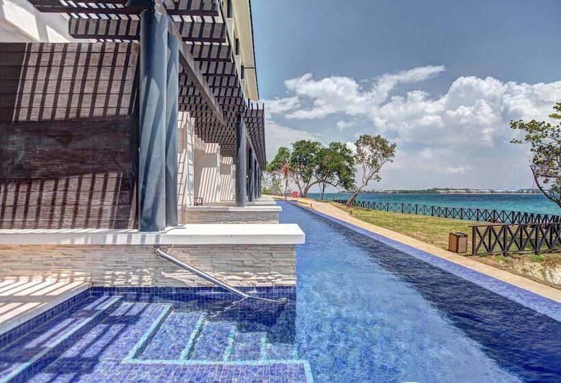 سوییت جونیور لوکس, Hideaway At Royalton Negril, An Autograph Collection Allinclusive Resort  Adults Only