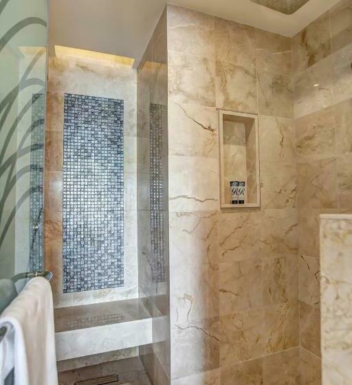 سوییت جونیور لوکس, Hideaway At Royalton Negril, An Autograph Collection Allinclusive Resort  Adults Only