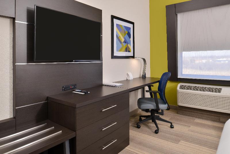 스위트, Holiday Inn Express & Suites   Kansas City   Lee S Summit, An Ihg