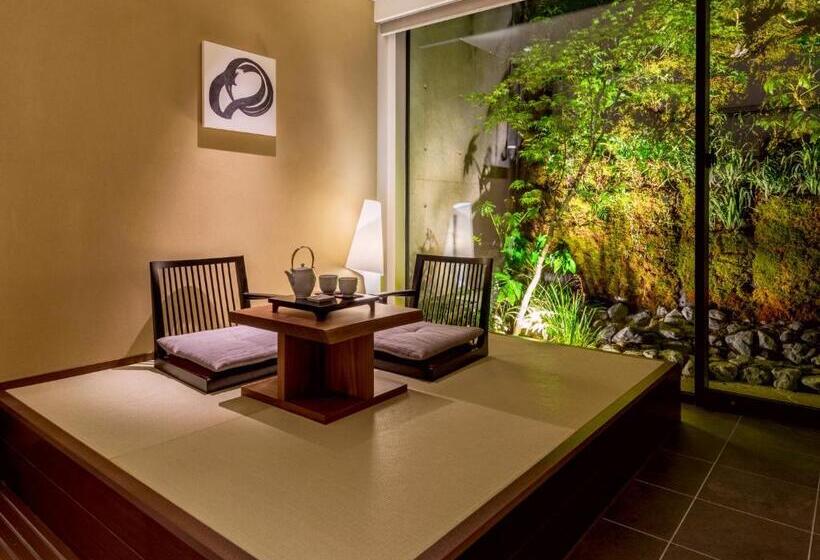 סוויטה נוף לגינה, Solaria Nishitetsu Hotel Kyoto Premier