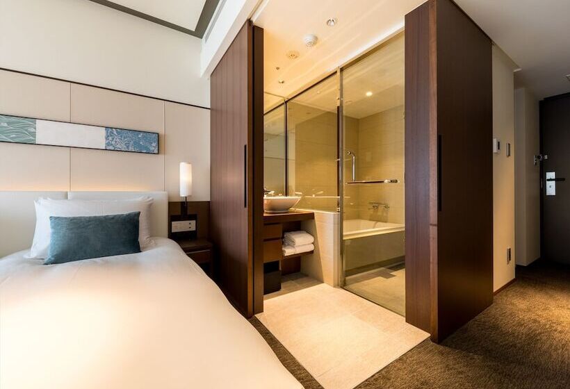 Номер Стандарт, Solaria Nishitetsu Hotel Kyoto Premier