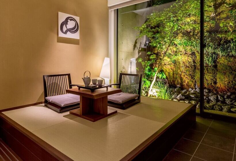 Люкс Вид на Сад, Solaria Nishitetsu Hotel Kyoto Premier