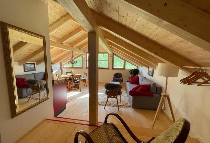 استودیوی استاندارد, Landlust Ischl