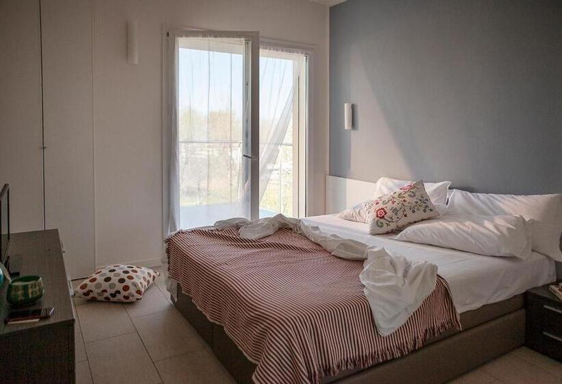 ペントハウス２ベッドルームアパート, Residence Sunrise Cesenatico