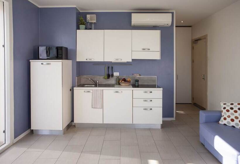 １ベッドルームペントハウスアパート, Residence Sunrise Cesenatico