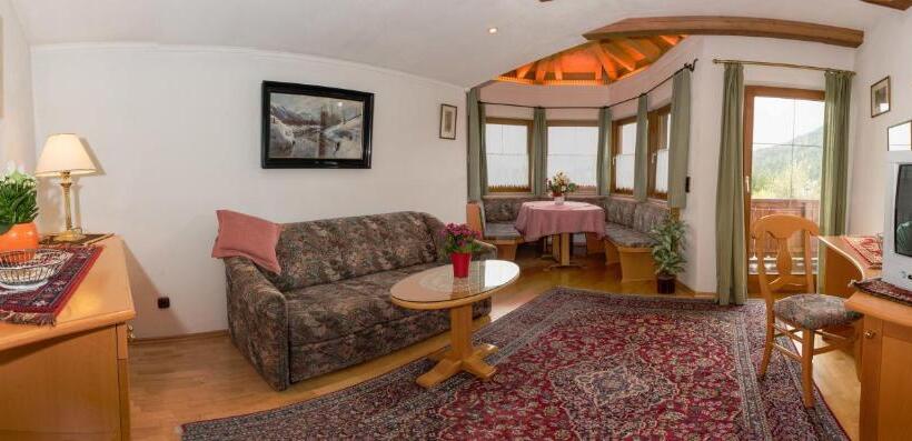 Apartamento 2 Quartos com Varanda, Kreuzhof Seefeld