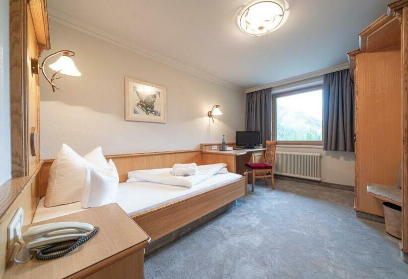 غرفة قياسية فردية, Burghotel Alpenglühn