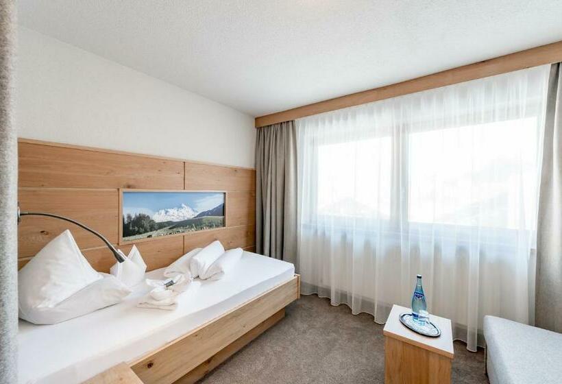 غرفة قياسية فردية, Burghotel Alpenglühn