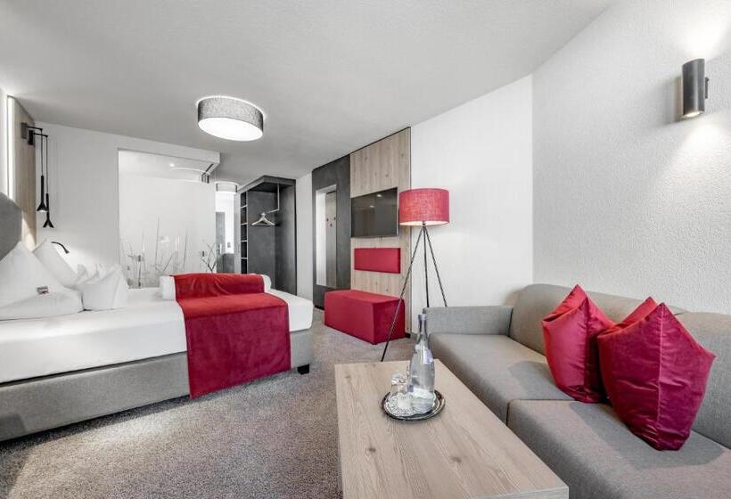 اتاق سوپریور با بالکن, Burghotel Alpenglühn