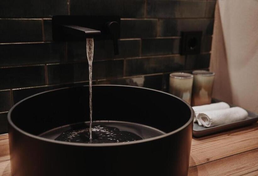 غرفة قياسية فردية, Lü   Adults Only