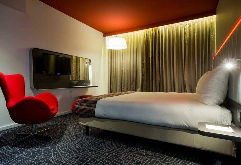 سوییت, Park Inn By Radisson Libreville
