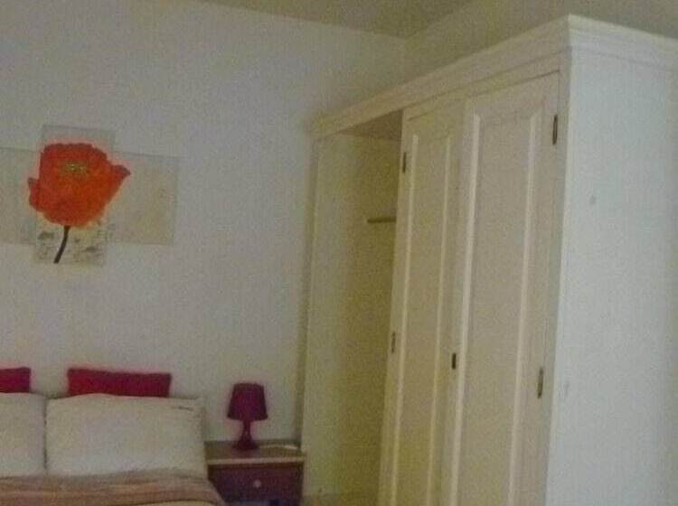 استودیوی استاندارد, Residenza Galatea