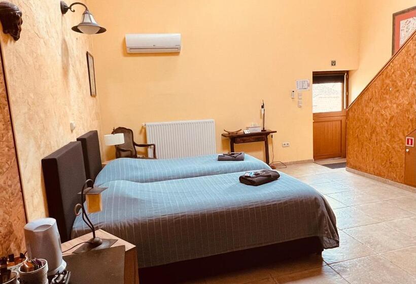 Cameră Familiară, B&b Antiqua & Qook