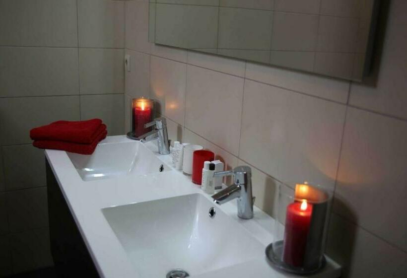 Люкс Вид на Сад, B&b Hippo Droom