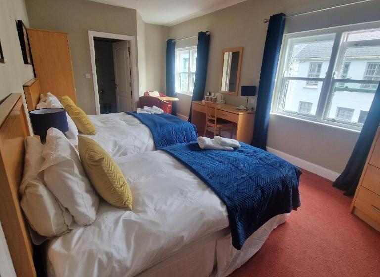 스탠다드 트리플 룸, West View Accomodation