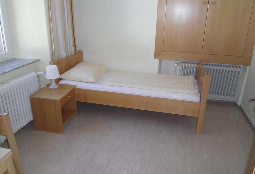 Кровать в Общей Комнате, Jugend  Und Familiengästehaus Heiligenblut