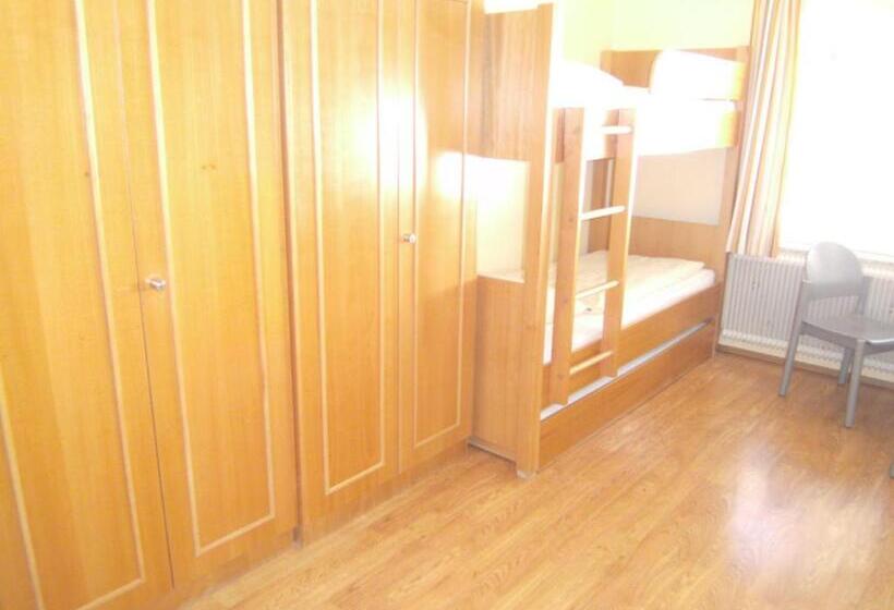 מיטה בחדר משותף, Jugend  Und Familiengästehaus Heiligenblut