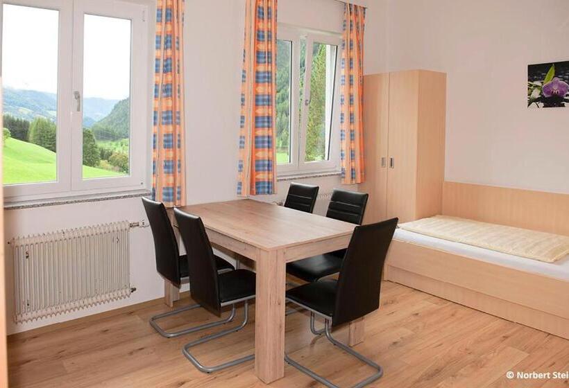 Трехместный Номер Стандарт Совместная Ванная, Jugend  Und Familiengästehaus Heiligenblut