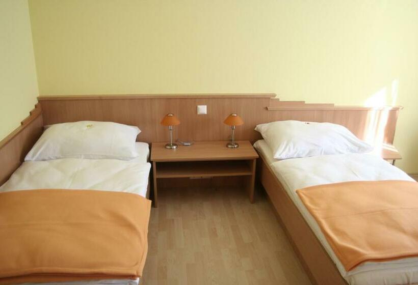Номер Стандарт Индивидуальный, Highway   Bed & Breakfast