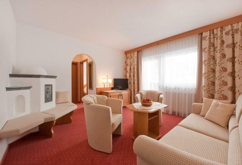 발코니가 있는 스위트, Jagdhof Bed & Breakfast