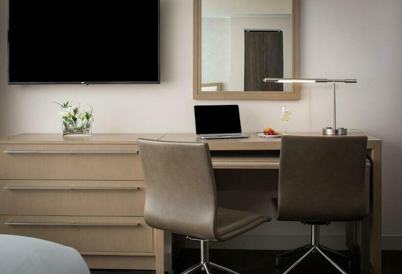 Студия Стандарт, Residence Inn Miami Sunny Isles Beach