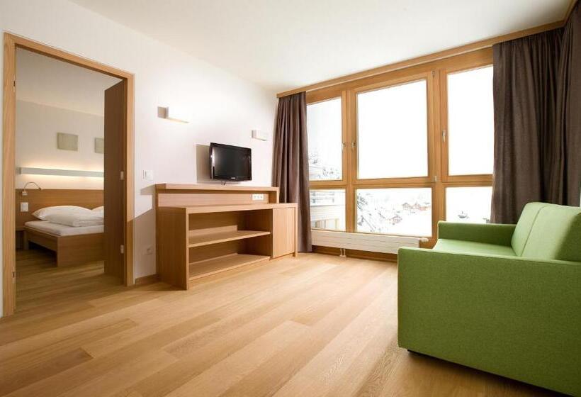 山の見えるジュニアスイート, Manggei Designhotel Obertauern