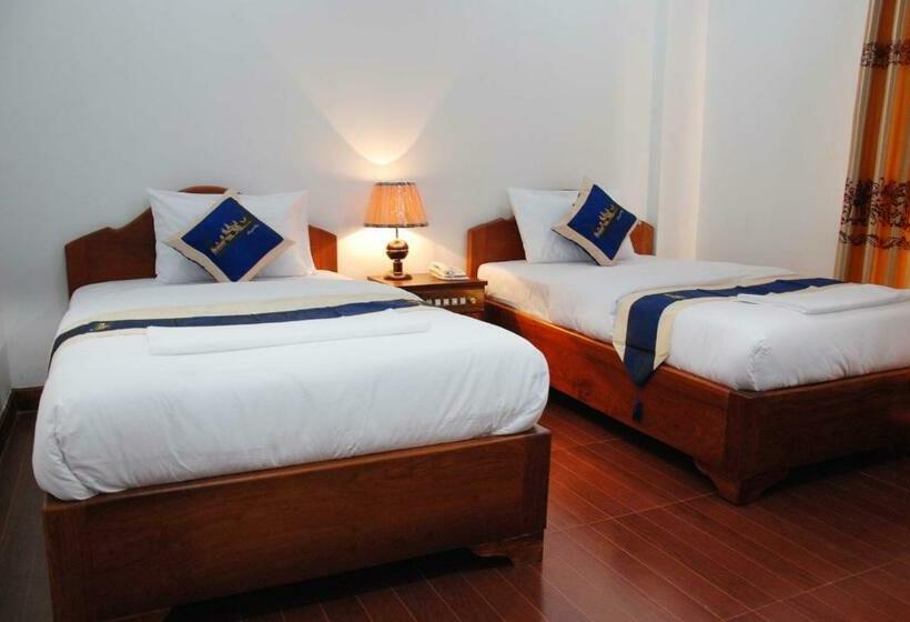 标准间带阳台, Emerald Bb Battambang