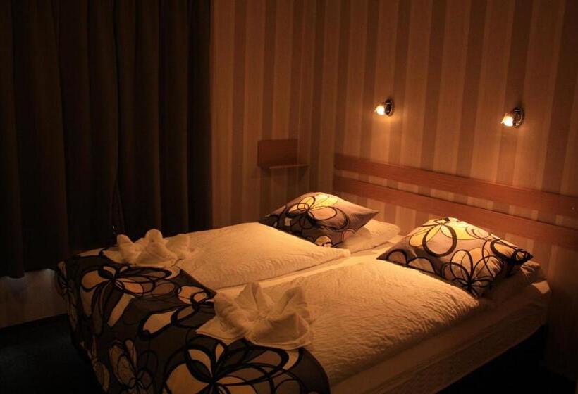 اتاق استاندارد با چشم‌انداز, Hótel Skógafoss By Ej Hotels