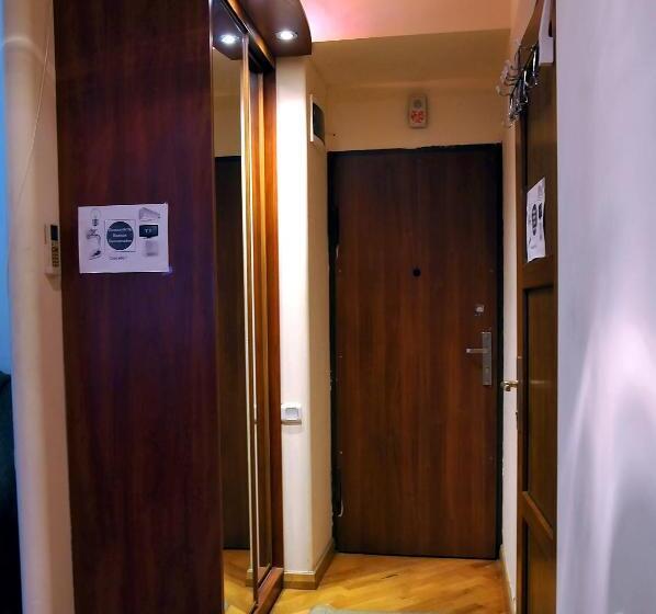 침실 1개 아파트, Mga Hostel & Tours