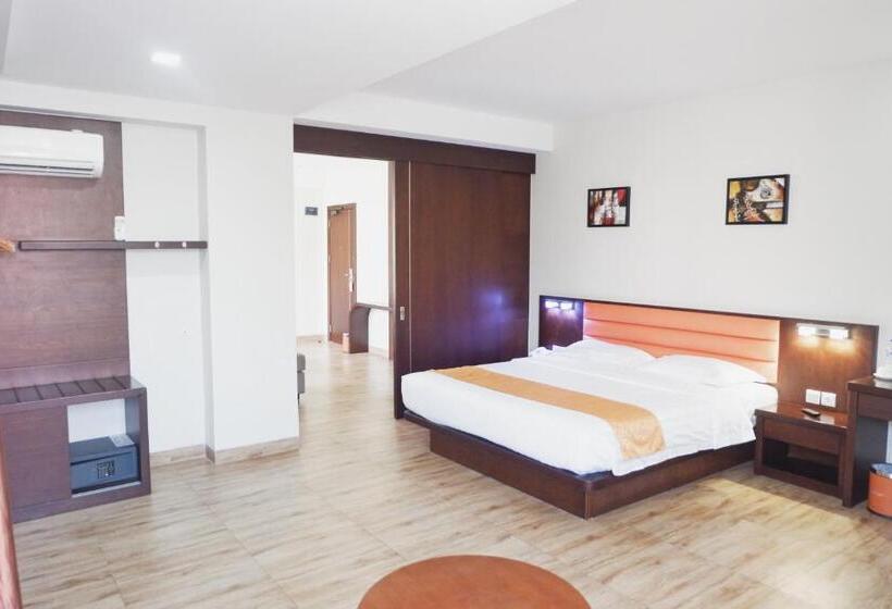 سوئیت با بالکن, Hans Inn Batam