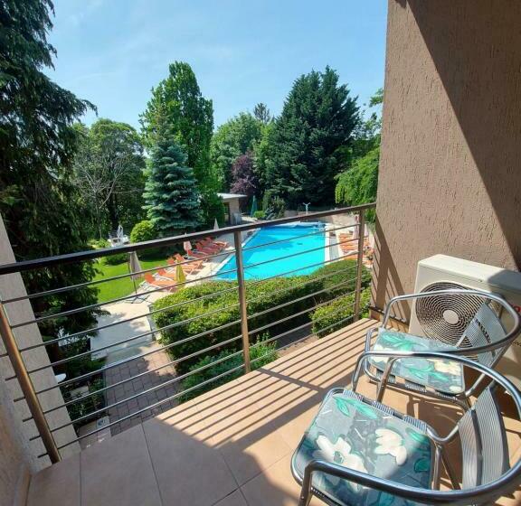 غرفة قياسية مزوَّدة بشُرفة, Villa Pax