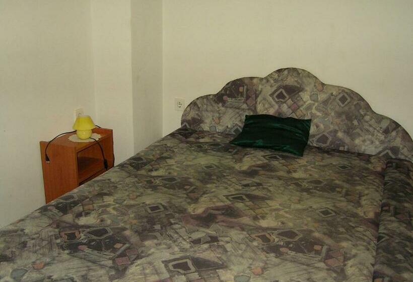 标准间, Szigeti B&b