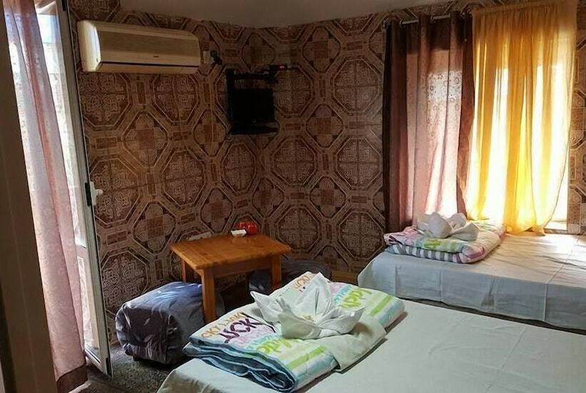 스탠다드 룸, Shans 2 Hostel