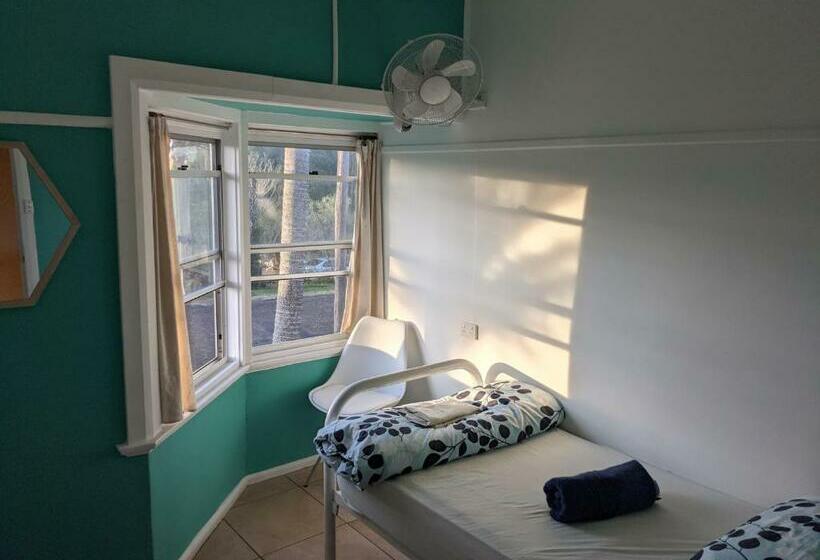 스탠다드 싱글 룸 공동욕실, Ozzie Pozzie Backpackers   Port Macquarie Yha