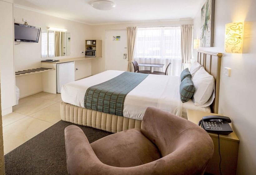 Номер Deluxe, Apple & Grape Motel