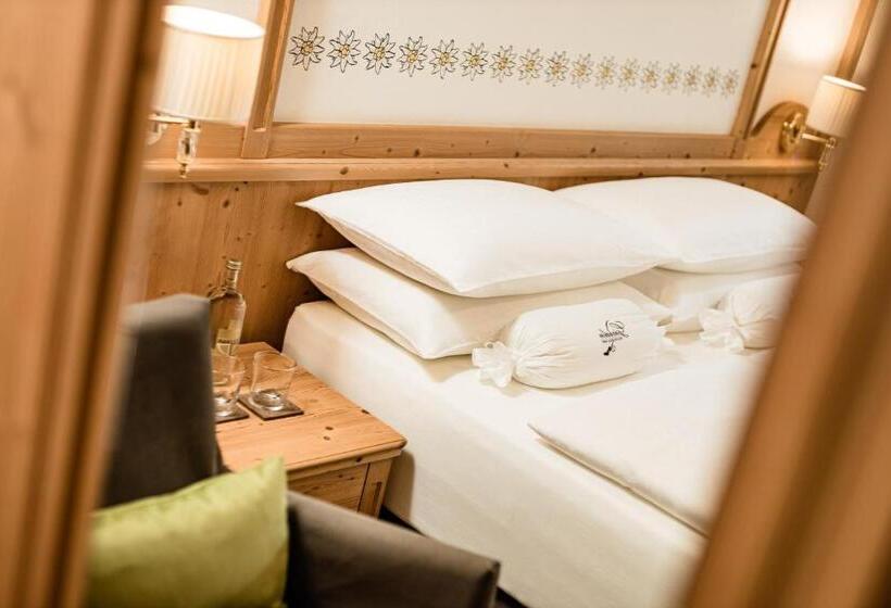 Классический Номер, Giardin Boutique Hotel B&b