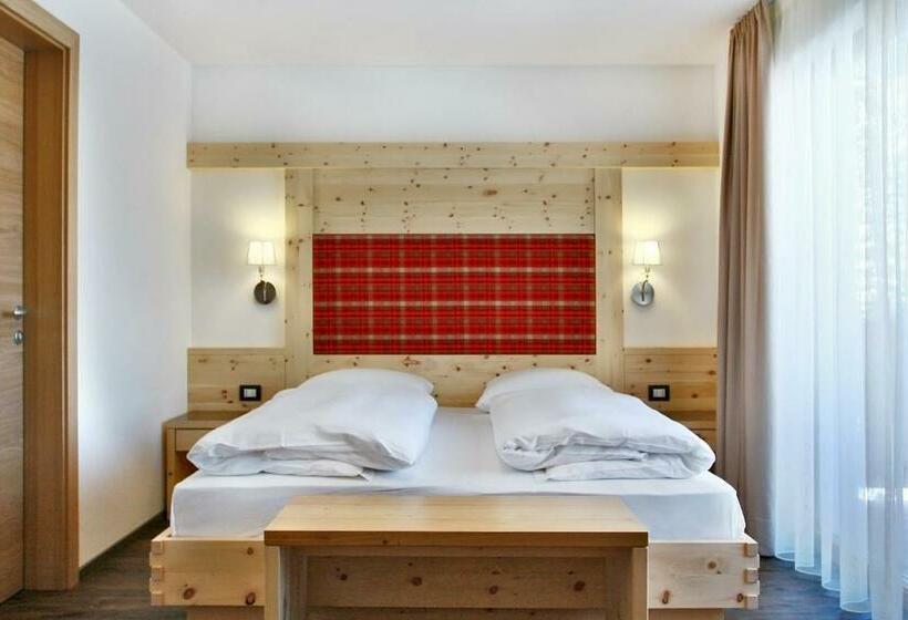 Номер Стандарт с Балконом, B&b La Tranquillitè