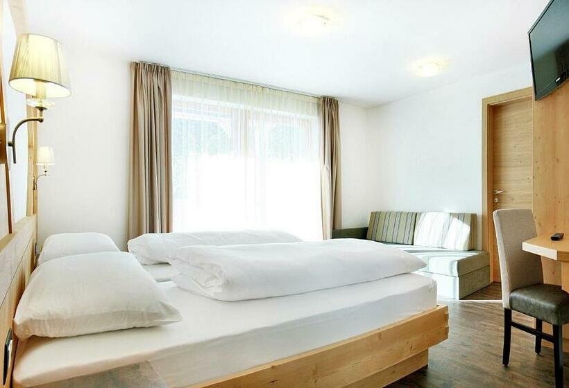 غرفة قياسية مزوَّدة بشُرفة, B&b La Tranquillitè