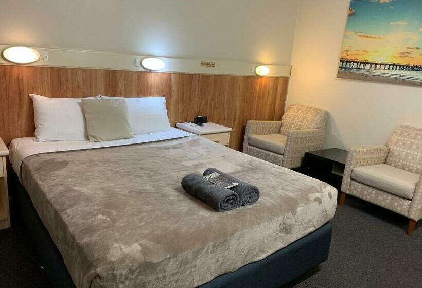 Номер Deluxe, Wattle Tree Motel