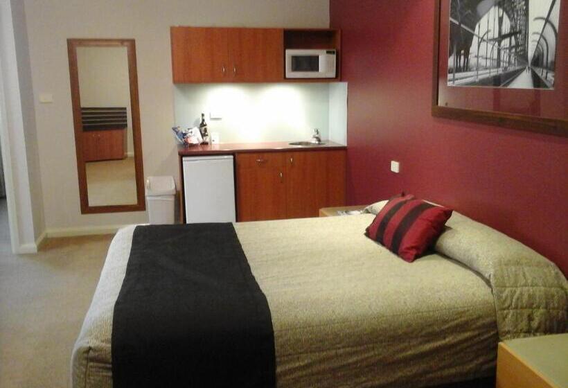 Люкс 2 Спальни, Willows Motel