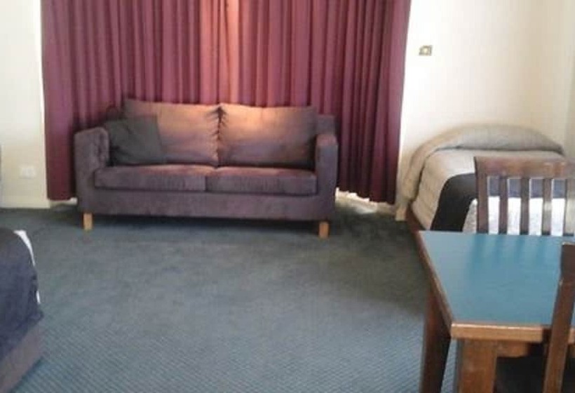 Семейный Номер Deluxe, Willows Motel