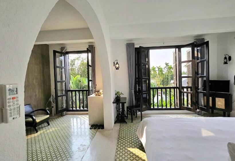 اتاق لوکس با بالکن, én Garden Resort Hoian