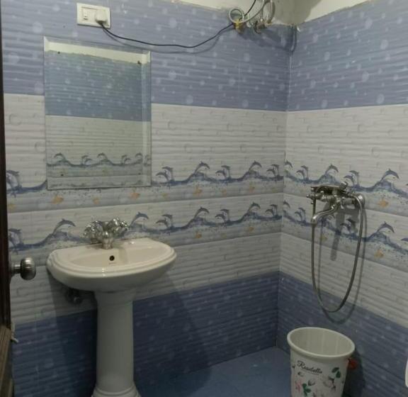 اتاق استاندارد, Mid City Hotel & Resto