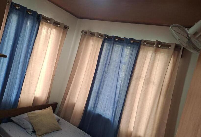 シングルベーシックルーム, Hostel Casa Mar