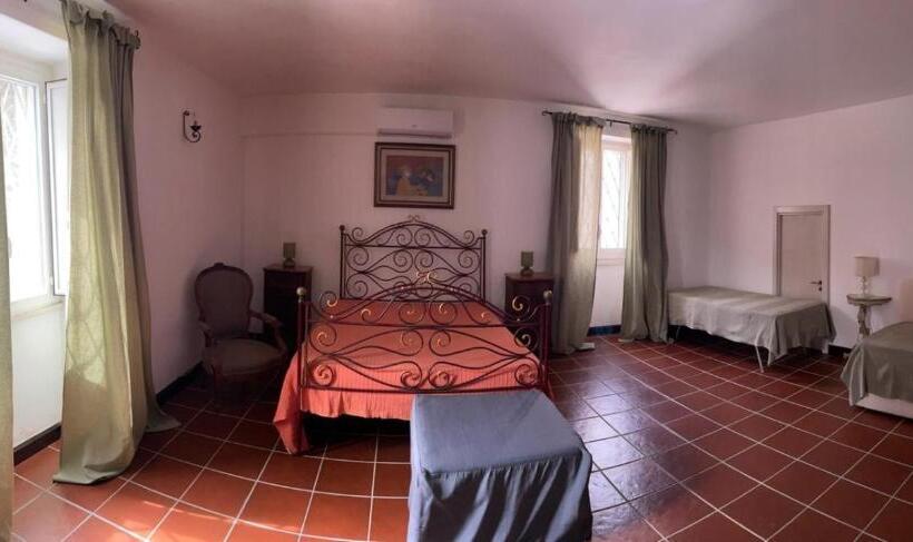 اتاق لوکس, Tenuta Palmarini